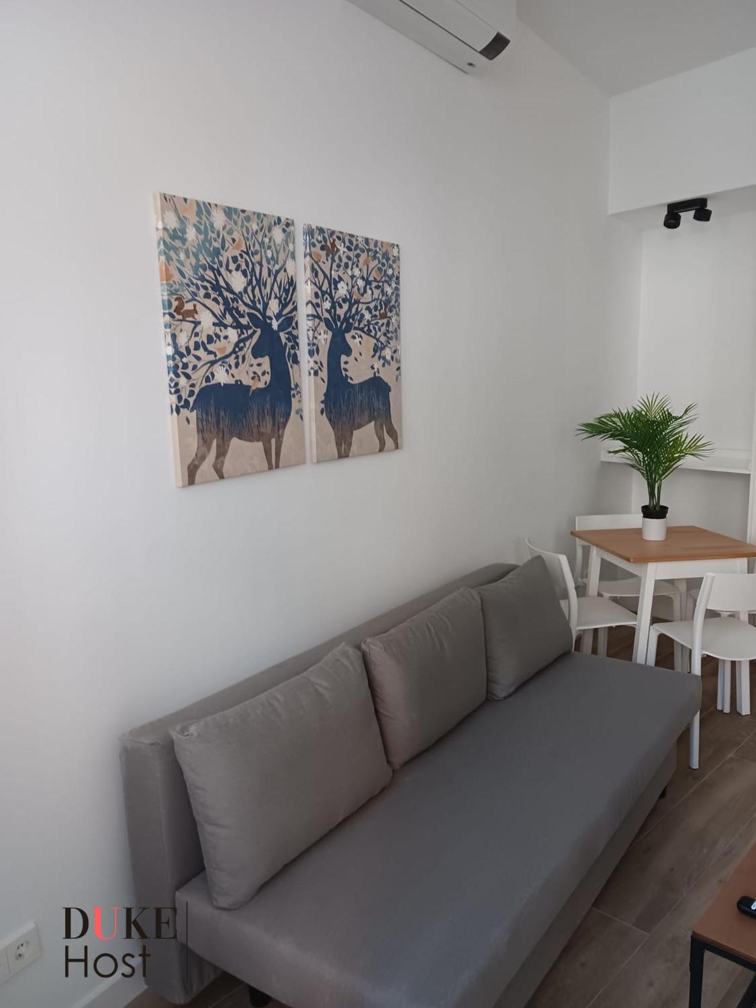 Francos Rodriguez1 Apartments Madrid Eksteriør billede